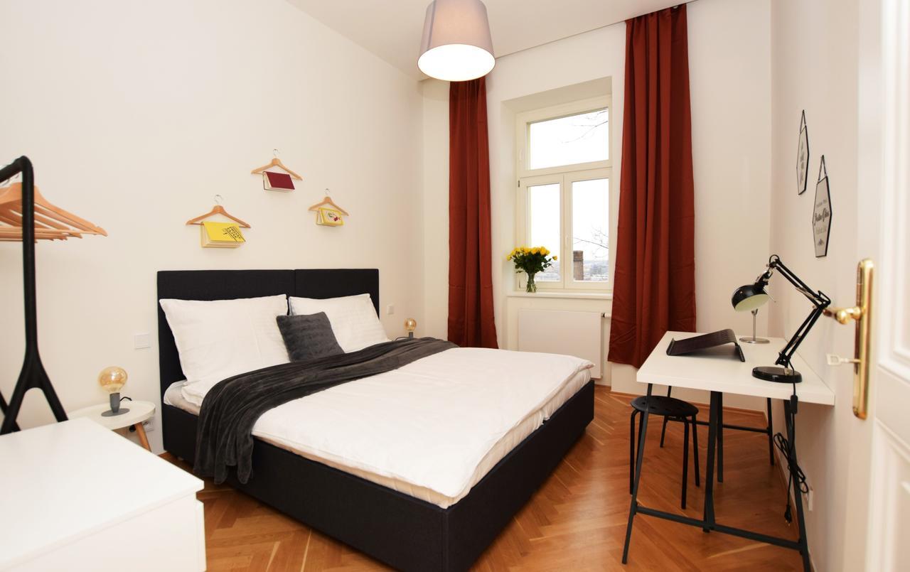 פראג Rehorova Apartments מראה חיצוני תמונה
