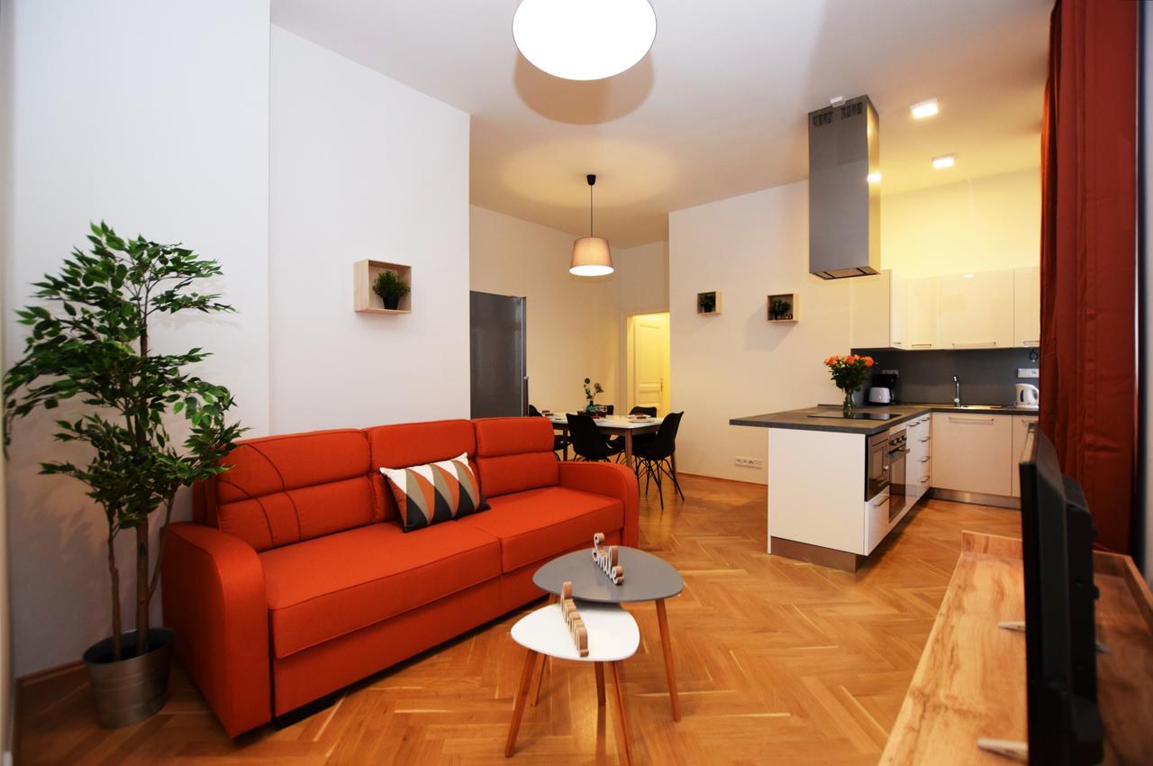 פראג Rehorova Apartments מראה חיצוני תמונה