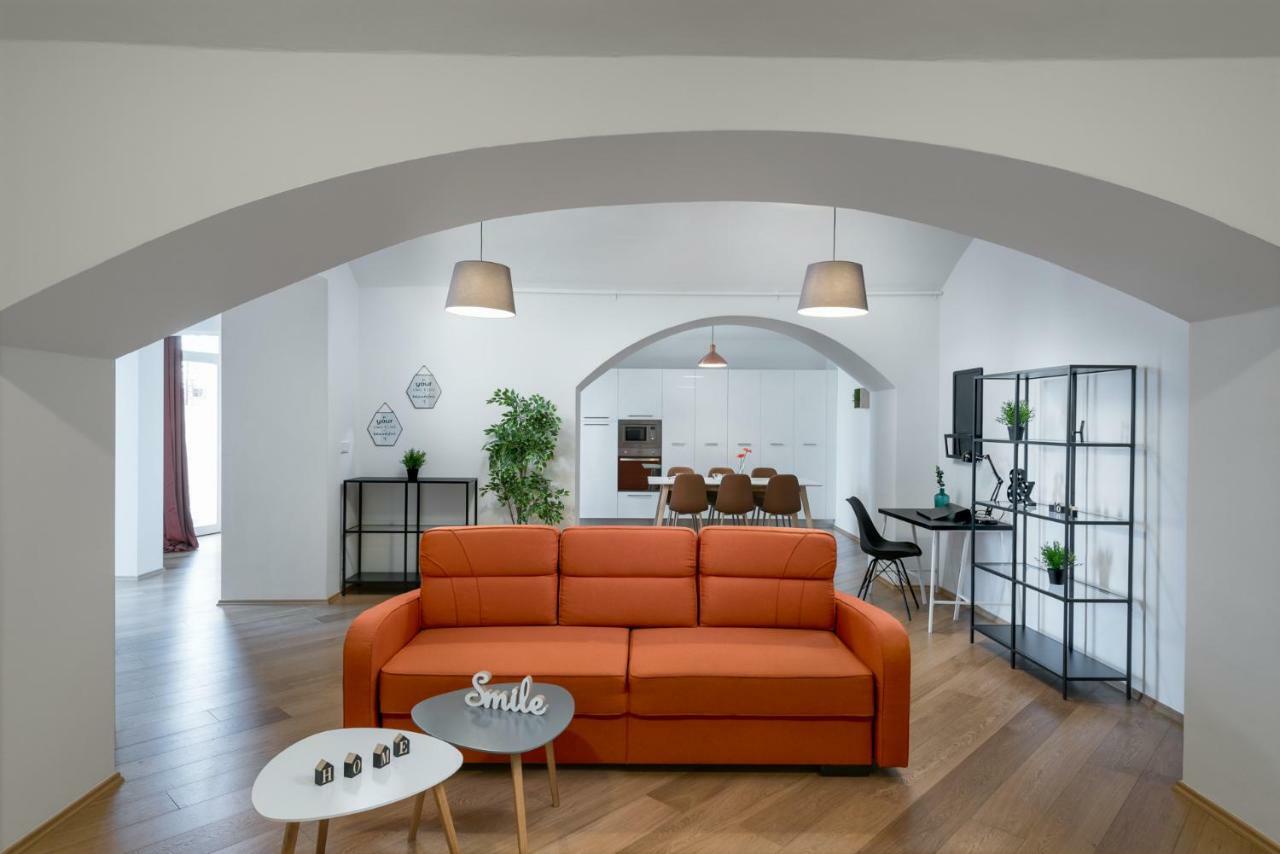 פראג Rehorova Apartments מראה חיצוני תמונה
